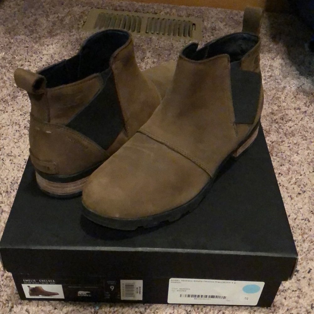 Sorel Emelie Chelsea ankle boot